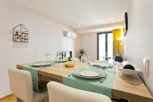 Charming Apartment in Porto - 50 m² - Modern Comfort - Housity