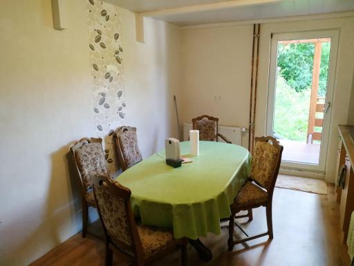 Ferienwohnung Frechenhausen - Marburg Biedenkopf mit 5 Zimmer - 2 Küchen - 2 Bad - Housity