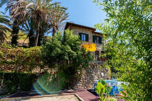 Casa Monet, 200 mt dal mare, clima, Wi-Fi - Housity