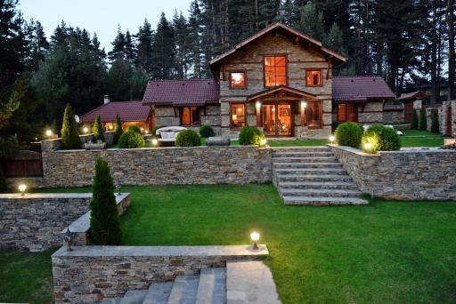 Moiata Kashta Villa - Housity
