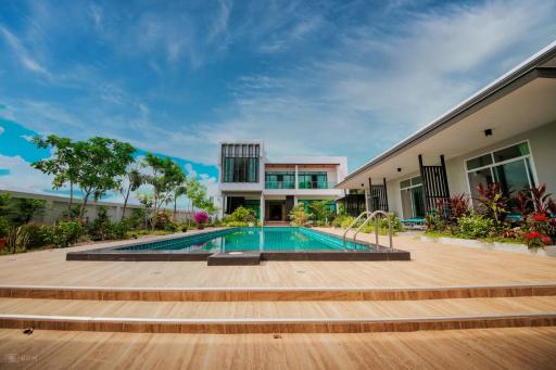 Lotus Lake View - Housity