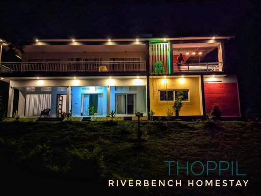 Riverbench Homestay Munnar, Anaviratty - Housity