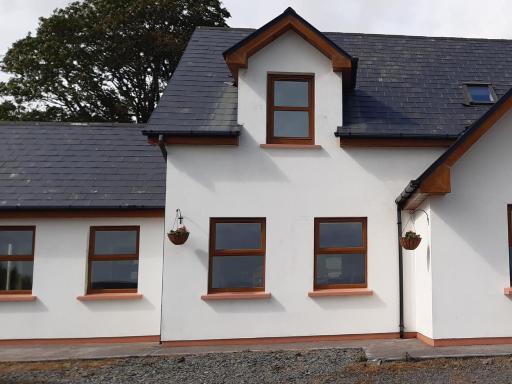 Sea View Holiday Home by Trident Holiday Homes - Housity