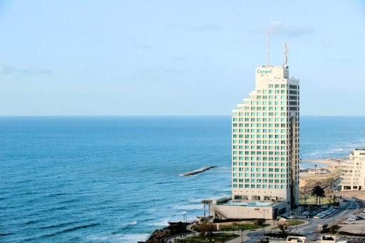 Blue in the sea - Housity