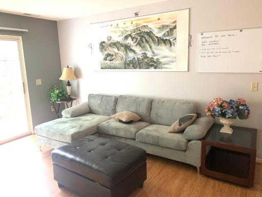 Pure Michigan Relaxation Condo near Lake and Shops - Housity