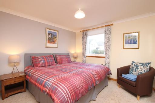 Loch Ness Apartments - Housity