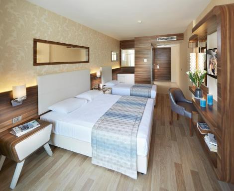Emre Beach & Emre Hotel - Housity