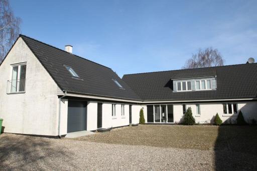 Stenbrogård - Housity