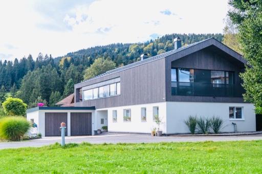 Zum Hirschberg - Housity