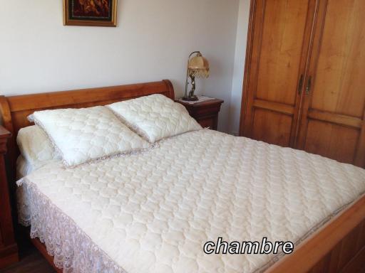 Bel appartement à GRANVILLE 50400 partagé avec GERARD Minimun 2 nuits - Housity