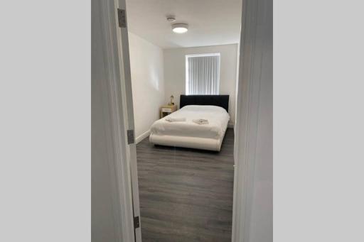 Charles Street Apartments - Housity