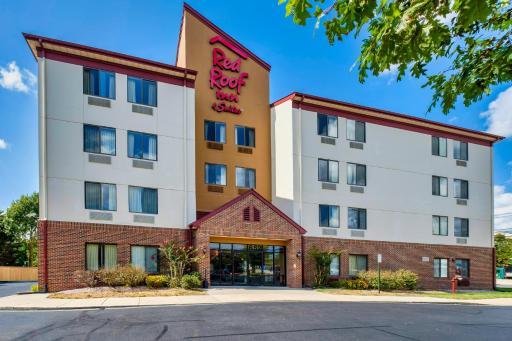 Red Roof Inn & Suites Dover Downtown - Housity