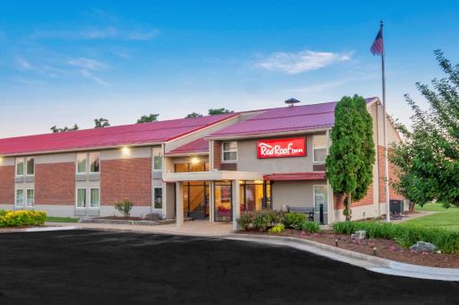 Red Roof Inn Leesburg, VA - Hizvo