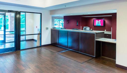 Red Roof Inn PLUS Raleigh Downtown NCSU Conv Center - Housity