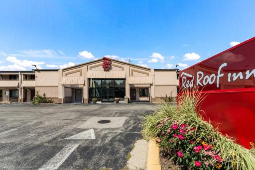 Red Roof Inn Morton Grove - Housity