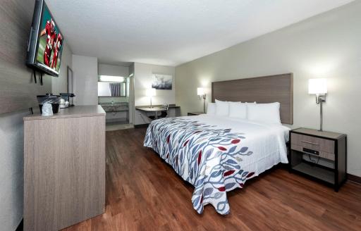 Red Roof Inn Petersburg - Fort Lee - Housity