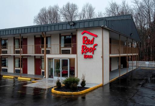 Red Roof Inn Fredericksburg North - Housity