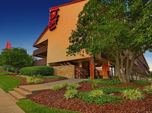Red Roof Inn Johnson City - Housity