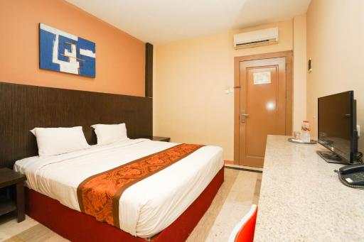Avi Hotel Surabaya - Housity