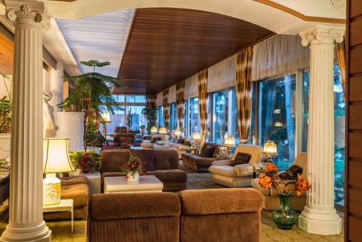 Parkhotel 1970 - Housity