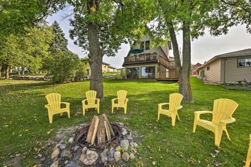 Rock River Waterfront Cabin Dock and Game Room! - Housity