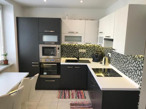 Apartmán v úplnom centre - Housity