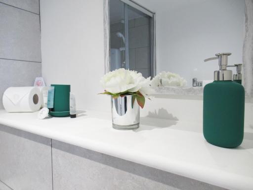 Queen Street Apartments - Housity