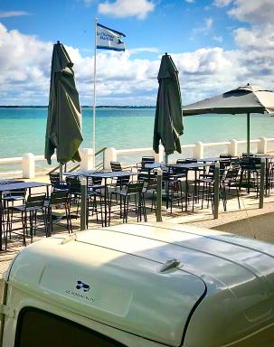 Le Homard Bleu - Housity
