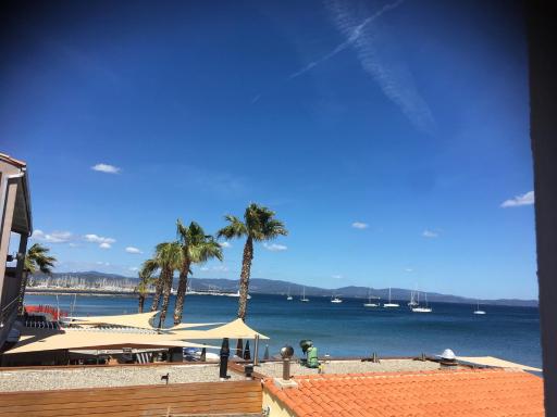 Hôtel Lido Beach - Housity