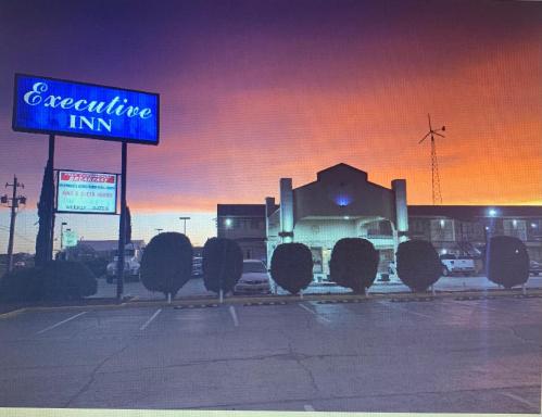 Executive Inn Odessa - Housity
