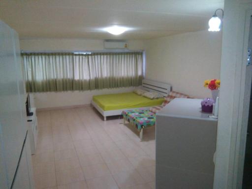 Room in Apartment - Airport Transfer Bangkok apartment - Housity