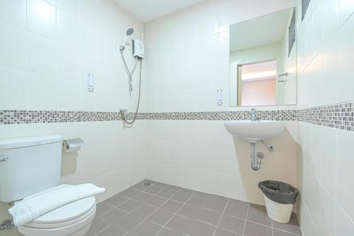 Sleep Hotel Bangkok - Housity