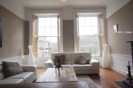 Windsor Street Apartment - Housity