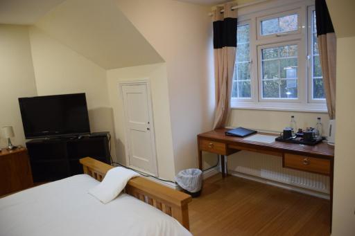 The Bell and Bottle - Housity