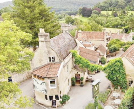 Wheelwrights Arms Country Inn & Pub - Housity