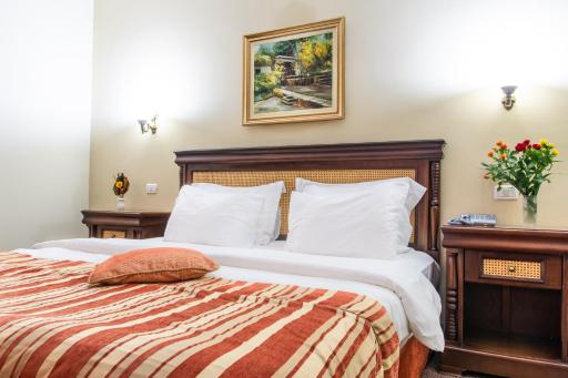 Atrium Hotel Ateneu City Center - Housity