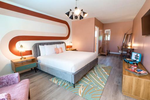 Selina Gold Dust - Housity