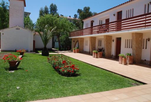 Apartaments Margarita Sabina Pinell - Housity