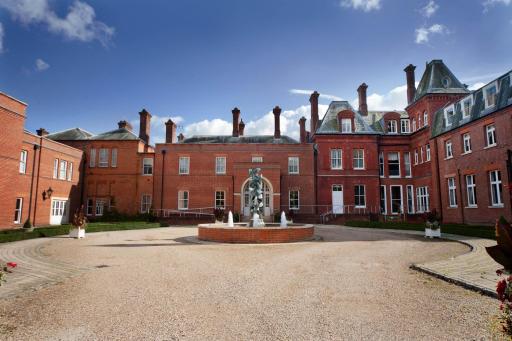 Champneys Tring - Housity