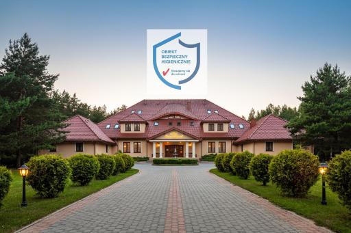 Hotel - Dworek Tryumf - Housity