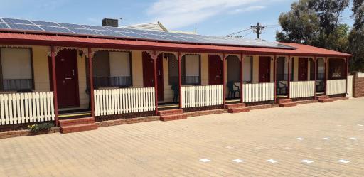 Daydream Motel and Apartments - Housity