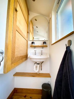 Nomi Homes - Powderham - Exeter - Uni - Free parking - Central - Housity