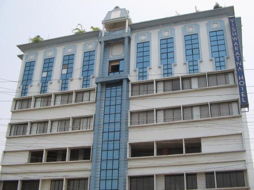 Vishwaratna Hotel - Housity