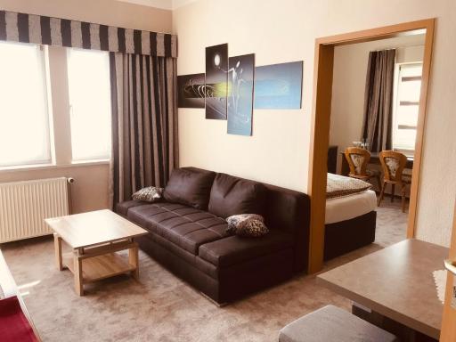 Hotel Restaurant Oberland - Housity