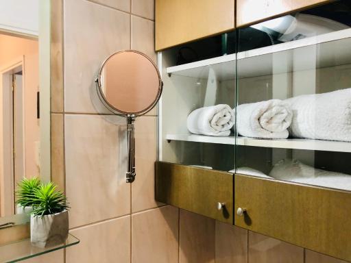 Lovely Apartments - Housity