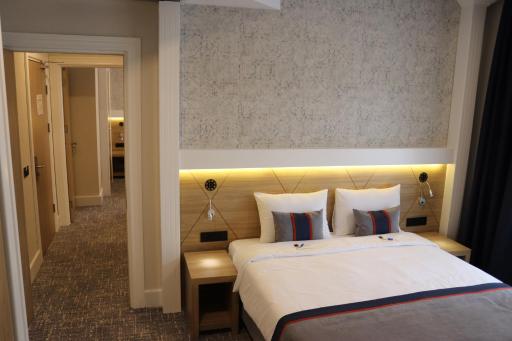 DES'OTEL - Housity