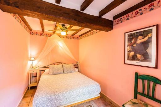 Cozy apartment in Robledillo de Gata 45 m² with garden view - Housity