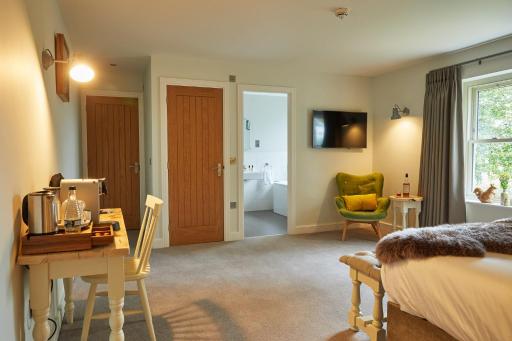 The Lime Tree Inn - Housity