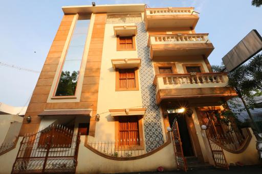 Le Apex Guest House - Housity