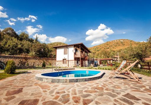 Guest House Hristova Kashta - Христова Къща - Housity